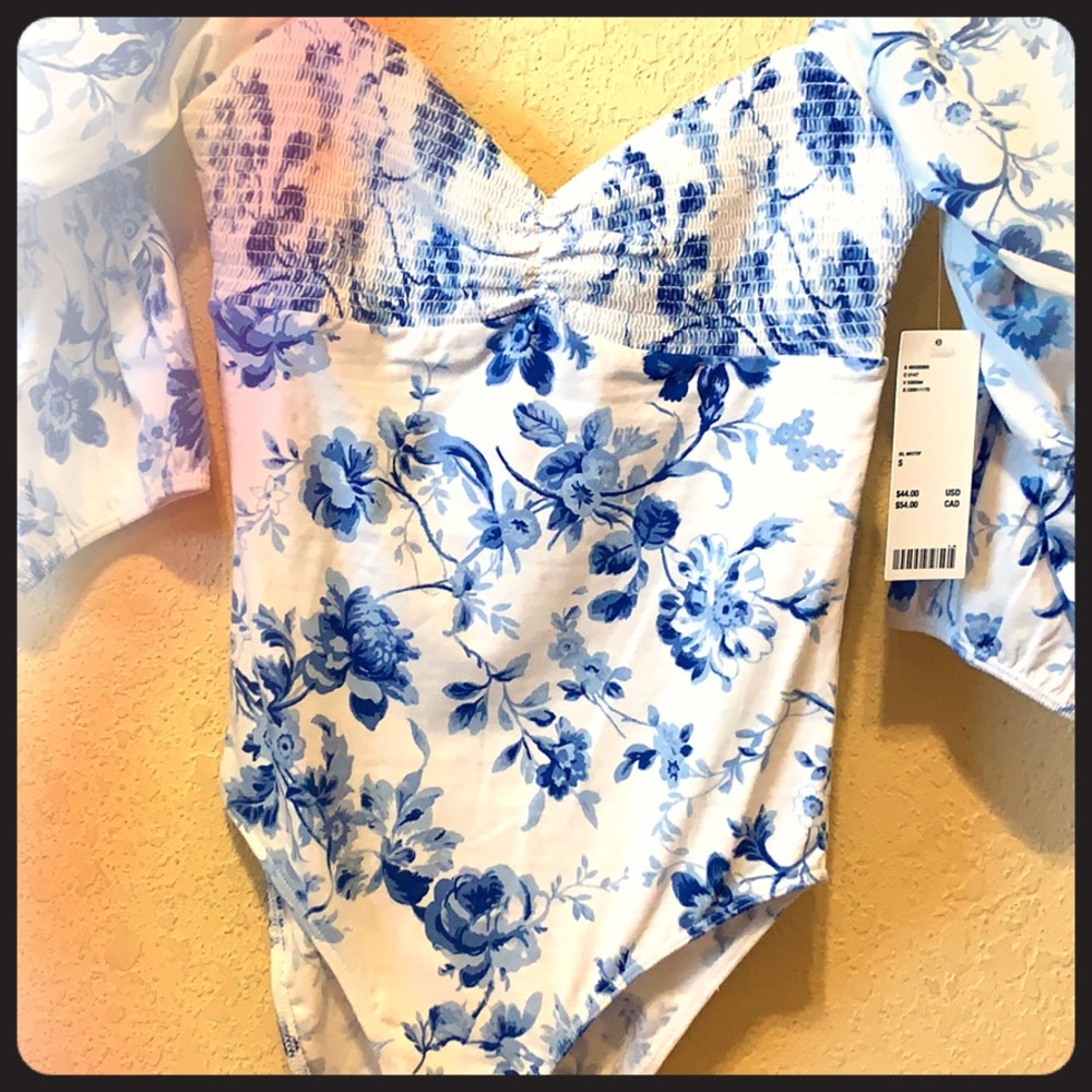 Bodysuit with floral print